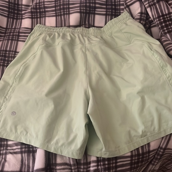 Lululemon L shorts - Picture 2 of 2